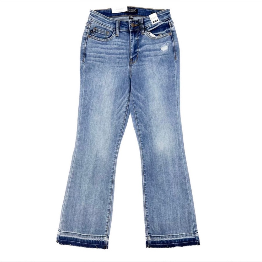 Judy Blue Midrise cropped bootcut jeans. Size 7/28